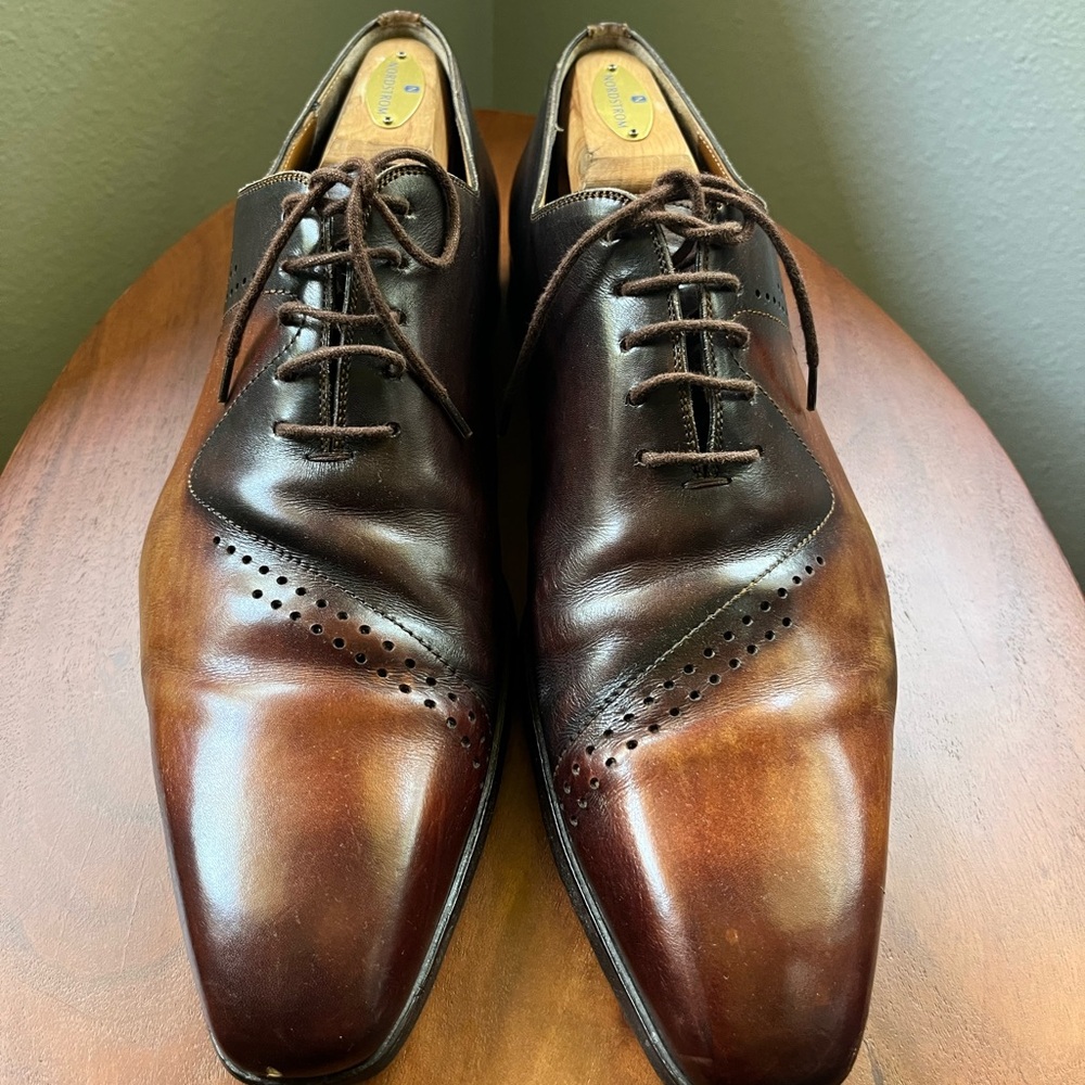 Magnanni Brown Leather Oxford Shoes with Cap Toe